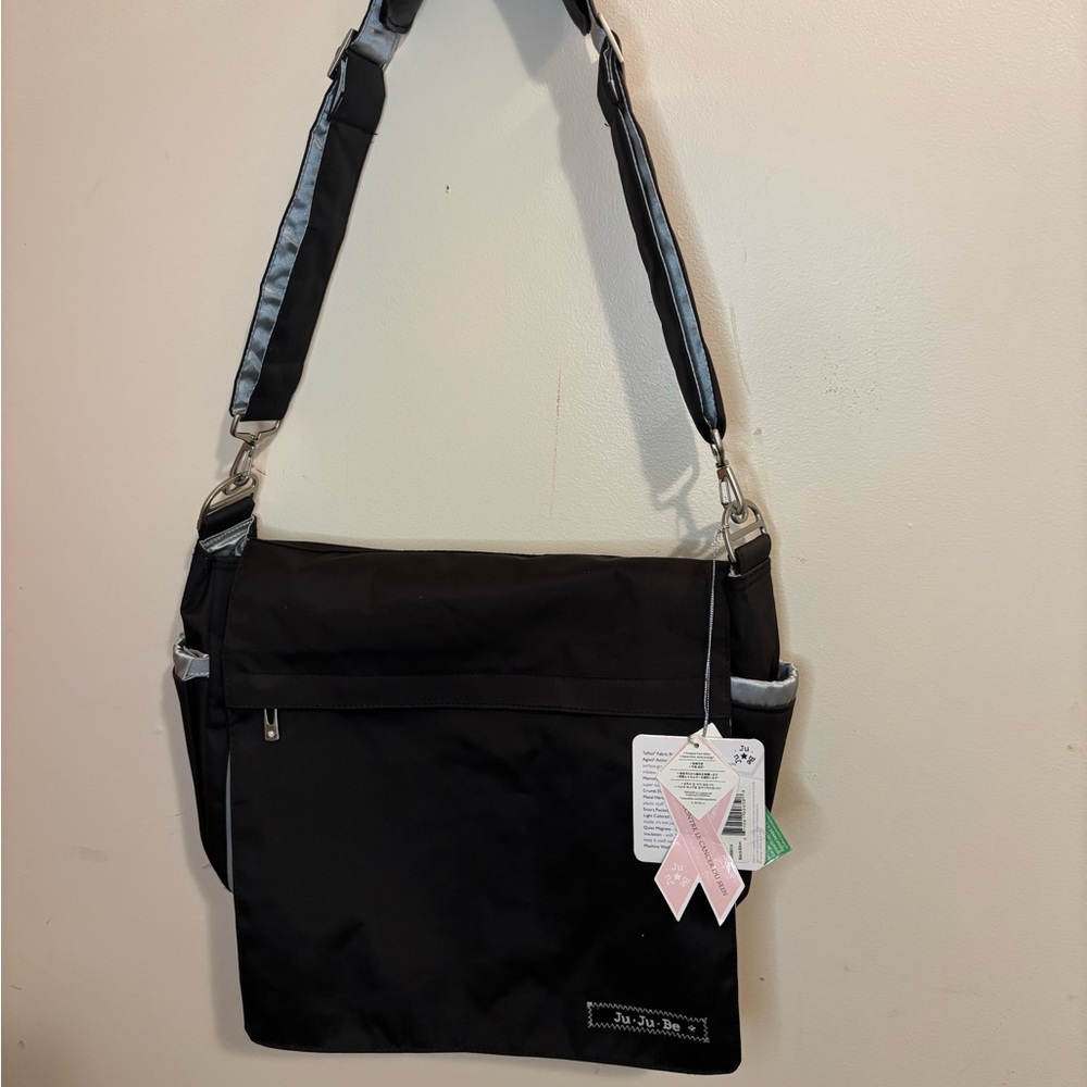 NWT Ju-Ju-Be Black and Gray Baby Diaper Bag with changing pad